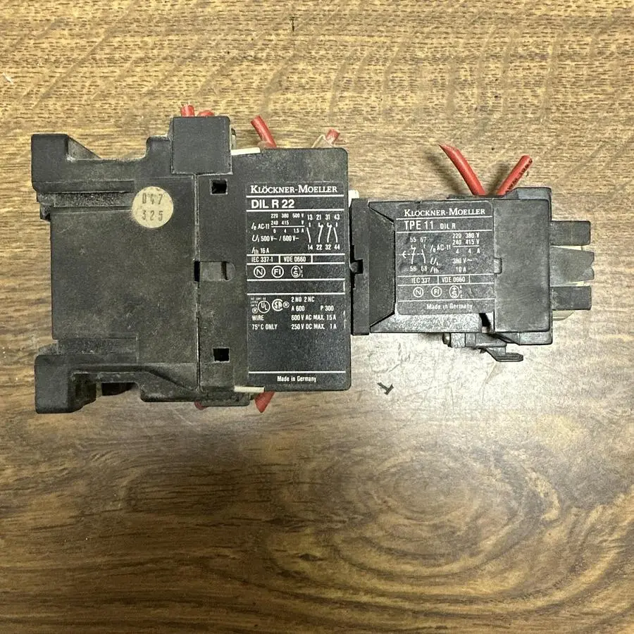 USED MOELLER DIL R22
