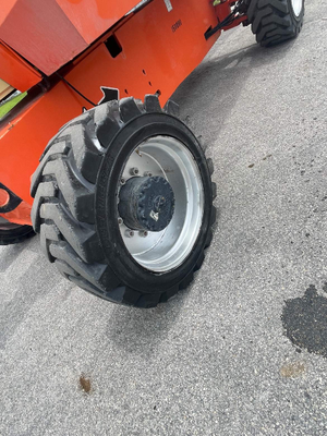 USED 2015 JLG 800AJ
