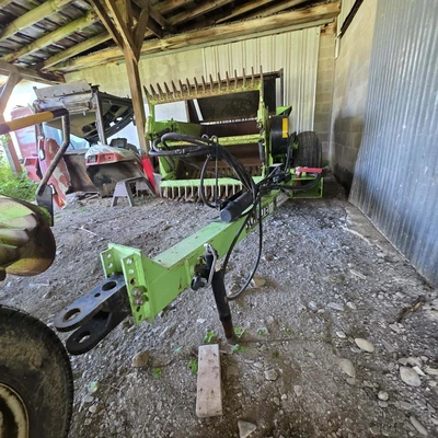 2010 SCHULTE 2500 GIANT Rock Picker | Iron Listing (49)