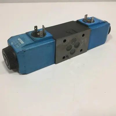 USED VICKERS DG4V-3S-33C-M-U-H5-60