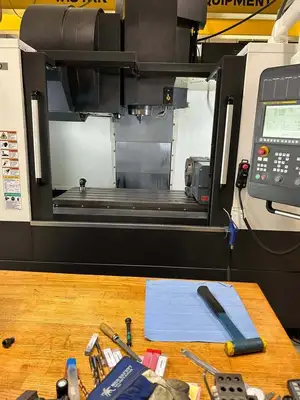 2017 HYUNDAI WIA KF5600 Vertical Machining Centers | Toolquip, Inc. (4)