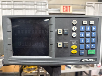 Used LAGUN FTV-2SE Vertical Mills Illinois US | Aucto #1355308