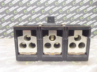Square D MHL368001386 Circuit Breaker 600VAC 250 VDC 800A S2 Used