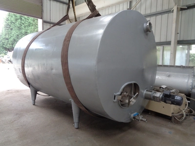 9000 L S/S Horizontal Insulated Tank