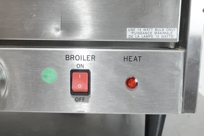 STAR HOLMAN ELECTRIC SINGLE DECK COUNTERTOP CONVECTION OVEN MODEL CCOH-3 (SCRATCH AND DENT)