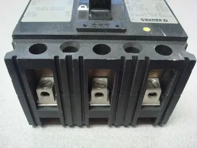 Square D FAL34020 Molded Case Circuit Breaker 20 Amps 480VAC Used