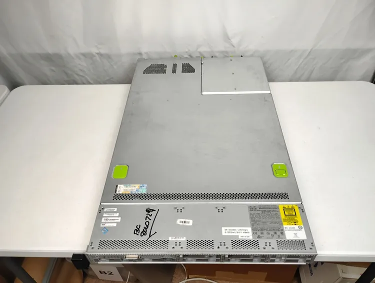Used CISCO UCS C220 M3 Servers US | Sporadic Surplus LLC #1069294