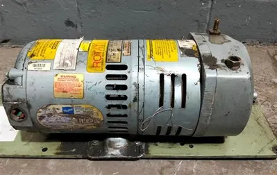 Gast model 0823-1010-G27 vacuum pump