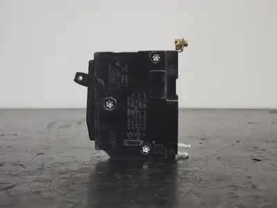 USED SQUARE D QOB115