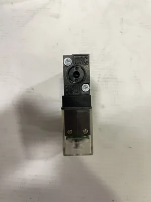 nMAC DMB-DDDJ-1JDL Pneumatic Directional Control Solenoid Valve 24VDC 120PSI NIB
