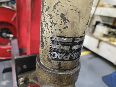 Manual Hydraulic Press (Cylinder Needs Rebuild)