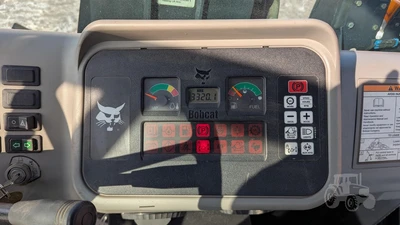 USED 2009 BOBCAT TOOLCAT 5600