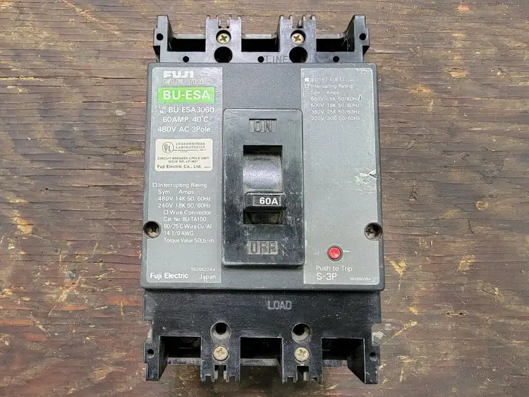 Used FUJI ELECTRIC BU-ESA3060 Switchgears British Columbia CA | Lenmark #243420