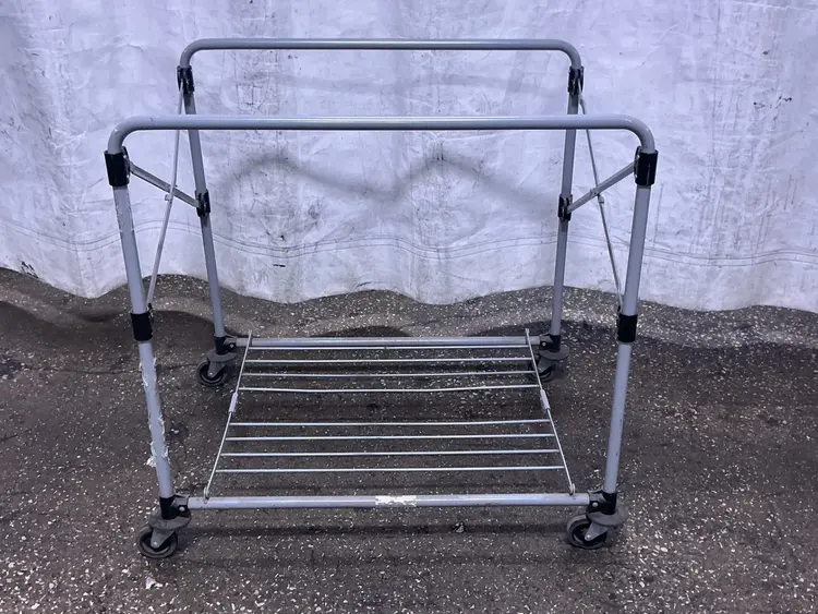 Used RUBBERMAID _UNKNOWN_ Miscellaneous MRO Ohio US | HGR 24 #1128526