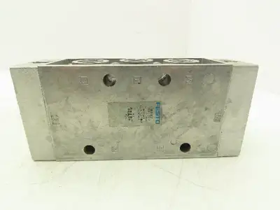 Festo JH-5-1/2 10165 Pneumatic Control Valve 5 Way 145 PSI 3/4"NPT