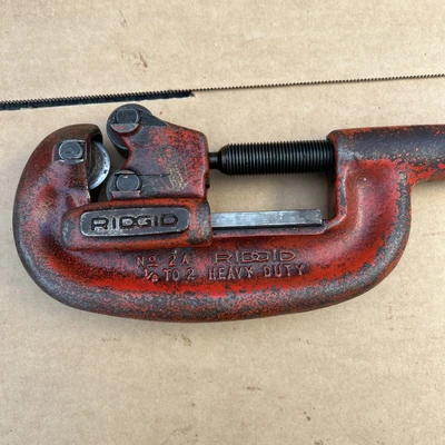 Used RIDGID RIDGID 700 Misc Industrial Equipment California US | Davliegogo LLC #1709976