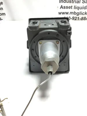United Electric Controls F402-4BS Temperature Switch 15A 480VAC