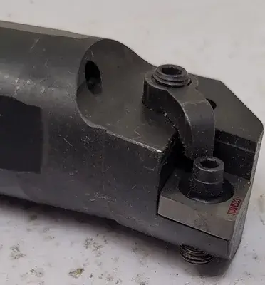 USED KENNAMETAL A24MCLNL5