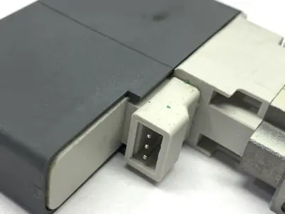 Used SMC VQC2100N-5 Solenoid Regulators Michigan US | Maverick Industrial Sales #1502308