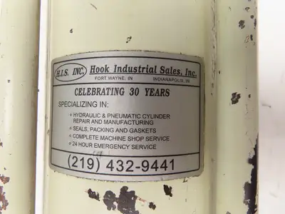 Parker Hannifin Hydraulic Cylinder 4" Bore 20" Stroke Flange Mount Extended Rod