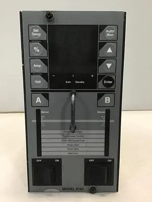 USED HUSKY 9152