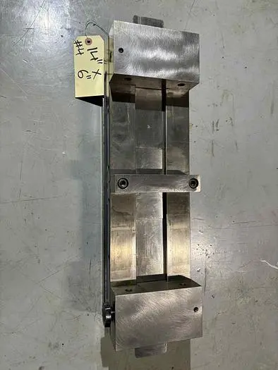 MACHINING CENTER VISE