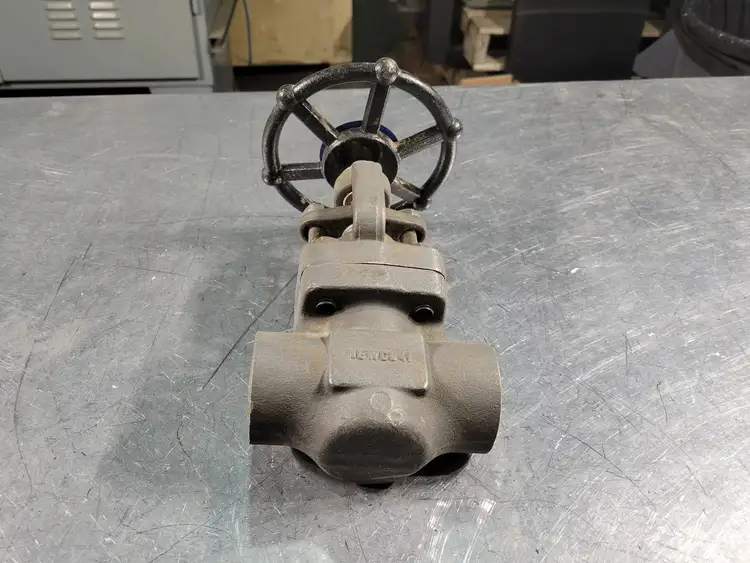 Used 2006 NEWCO 9BR 205 Valves/Fittings British Columbia CA | Lenmark #257955