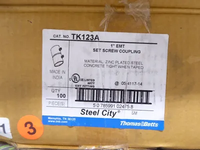 Lot of 100 Thomas & Betts Steel City TK123A 1" EMT Set Screw Couplings New NIB