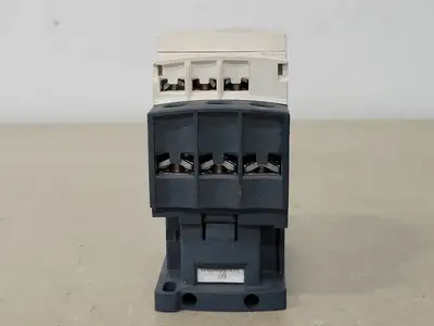 USED SCHNEIDER ELECTRIC LC1D25