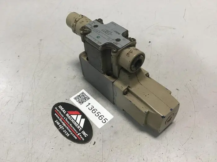 Used SPERRY VICKERS DG4V32APLT10JAS310 Valves/Fittings Michigan US | Ideal Machinery #591362