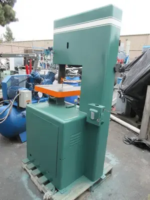 USED POWERMATIC 81