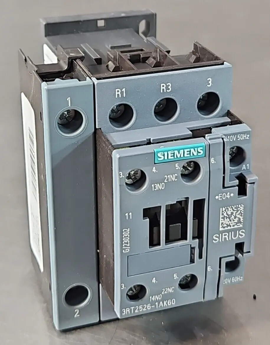 Siemens 3RT25261AK60 4Pole Contactor 25A 11kW 120Vdc Coil (BIN412)