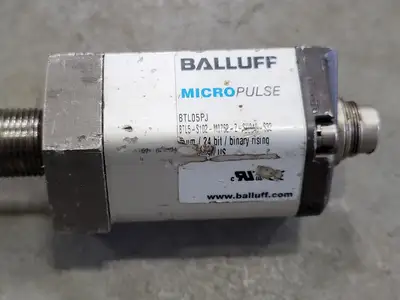USED BALLUFF BTL-5-S102-M0762-Z-SU040-S32