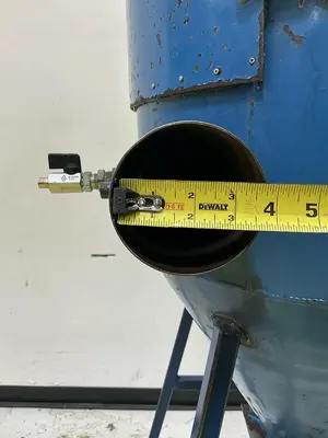 NOVATEC Hopper on Stand USED