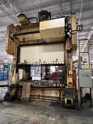 1998 BLOW SC2-300-120-60 Straight Side Double Crank Press | Universal Press & Machinery (UPM) (3)