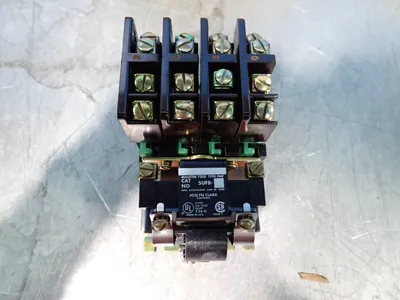 Used JOSLYN CLARK CONTROLS 5UF876 Relays & Switches Ohio US | HGR 24 #884189
