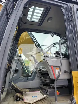 USED 2020 XCMG XE210U