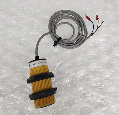 AEXIT LJC38A4-20-Z-BY CAPACITIVE PROXIMITY SWITCH