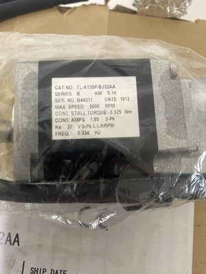 Neu Allen-Bradley Kinetix Servo Motor TLA130PBJ32AA TL-A130P-BJ32AA Ser. B