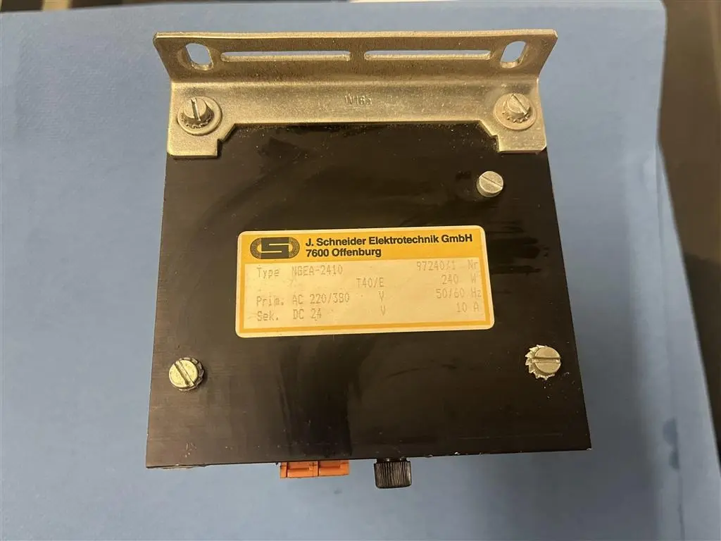 USED SCHNEIDER NGEA-2410 T40/E