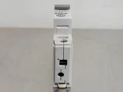 USED ALLEN-BRADLEY 1492-CB1 G020