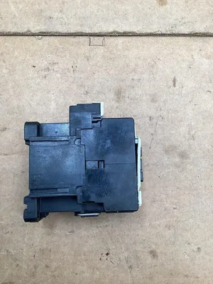 Fuji Electric SC-05 Contactor; 3Ph; 380-440V