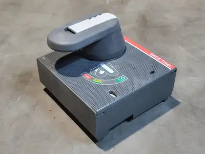 NEW ABB KT5RH