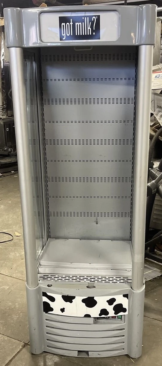 174-0084 AHT ATC-27 27” Open Air Grab and Go Self Contained Cooler