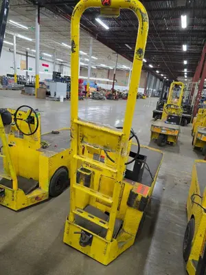 USED CUSHMAN 898361