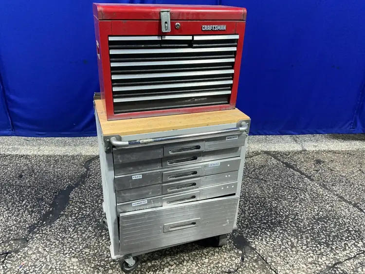 Used _UNKNOWN_ _UNKNOWN_ Tool Carts Ohio US | HGR 24 #1372958