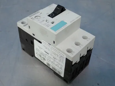 Used SIEMENS 3RV10111DA10 Circuit Breakers | HGR 24 #731894