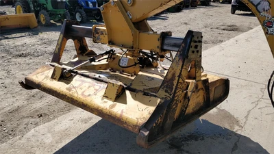 USED 2014 JOHN DEERE 6105D