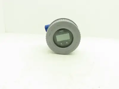 Foxboro RTT25 Temperature Transmitter 9-32VDC 0-500°F Haz Loc RTT25-F1SNQFD-L3M2