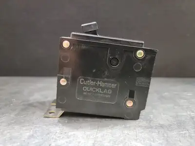 Used CUTLER-HAMMER BA215 Switchgears British Columbia CA | Lenmark #243880